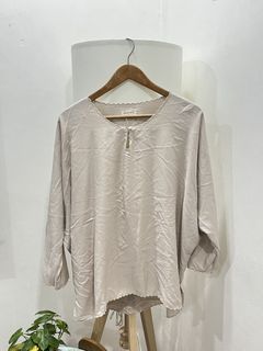 (Category: ) located in . Submitted by shopwithminyakyuyi (Listing ID 1448843388, Image 1). Description: .