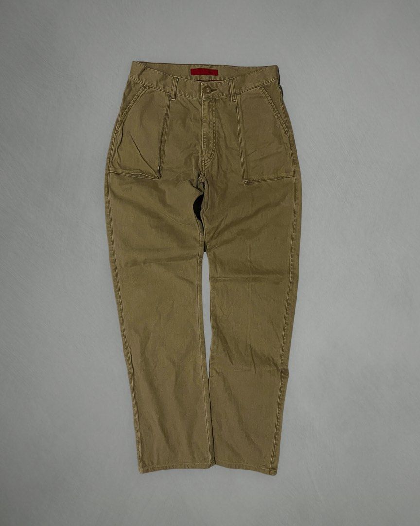 Canvas Workwear pants (Category: Jeans) located in Butuan. Submitted by gabrielsalazar (Listing ID 1448847350, Image 1). Description: Size - waist 31 Dimes - length 42” / Leg opening 8” Condition - 10/10 Color rate - 10/10 Zipper - Working No issues.