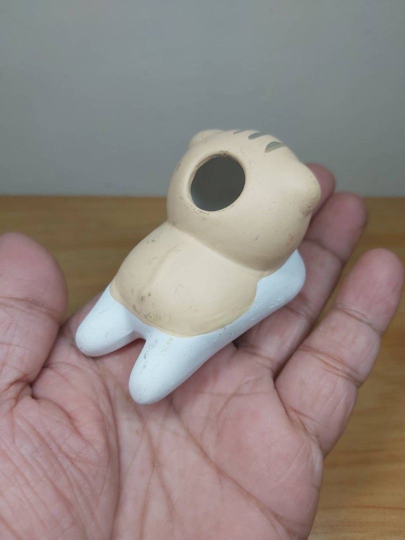CAT HUMIDIFIER POT (Category: Air Purifiers & Dehumidifiers) located in Bulacan. Submitted by nansantiago (Listing ID 1448878077, Image 3). Description: CAT HUMIDIFIER POT 🏷️ ₱50‼️ 📍 Location: Plaridel, Bulacan 💸 Mode of Payments: Gcash / BPI 📦 Pick-up / Ship 🚚 Couriers : Flash Express / SPX / Lalamove.