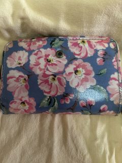 (Category: ) located in . Submitted by lisaslay (Listing ID 1448727518, Image 1). Description: .