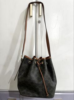(Kategori: ) berada di . Dikirim oleh preloved_hokki (ID iklan 1446257439, Gambar 1). Deskripsi: .