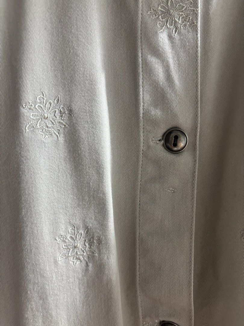 Cherokee Embroidered Button Down Blouse (Category: Blouses) located in Paranaque City. Submitted by coconati (Listing ID 1448815569, Image 2). Description: bought for over 2000 rfs: decluttering barely used .