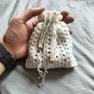 (Category: ) located in . Submitted by painaucrochet (Listing ID 1448734597, Image 1). Description: .