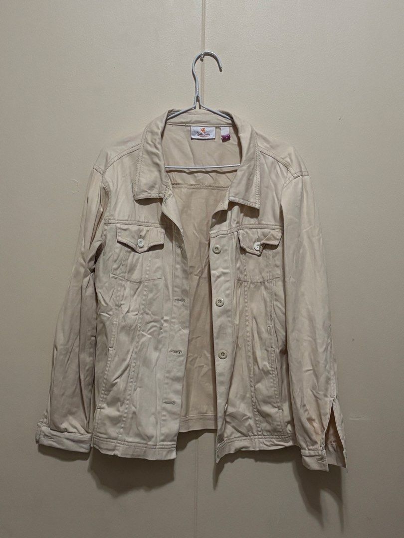 Cream Denim Jacket (Category: Coats, Jackets and Outerwear) located in Las Pinas. Submitted by tidyspaces (Listing ID 1448839513, Image 1). Description: Cream denim jacket Size M Never been worn Rfs: too big for me.