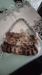 (Category: ) located in . Submitted by thriftntote (Listing ID 1448737942, Image 1). Description: .
