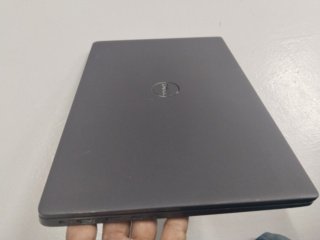 Dell Laptop Intel Core i5 processor 10th gen 14" slim model lite used505553799044802561