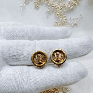由 kinmei_old (刊登 ID 1448710937，圖片 1) 提交，位於 的 (類別：)，說明：。