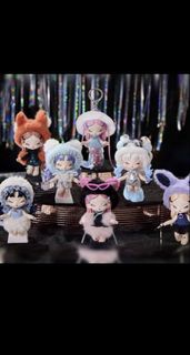 Domundi DMD GEN 3 FANMEET IN BKK RANDOM DOLL KEYCHAIN, Toys