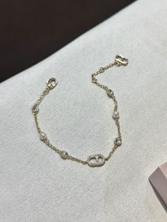 (Category: ) located in . Submitted by suesbracelet (Listing ID 1448711454, Image 1). Description: .