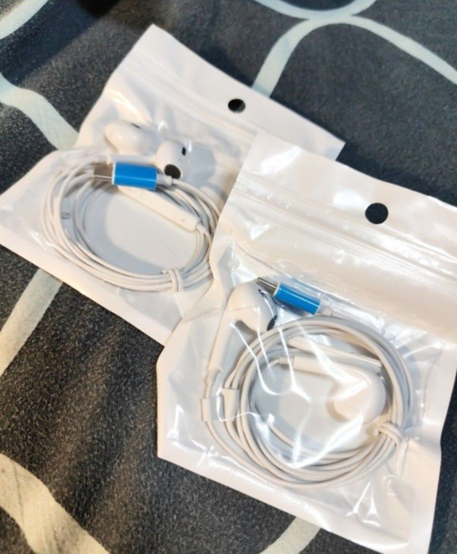 Earphone type C