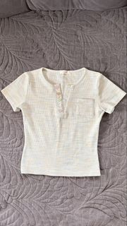 (Category: ) located in . Submitted by oopssallcloset (Listing ID 1448722809, Image 1). Description: .