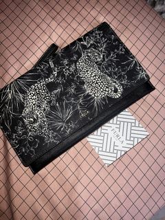 (Category: ) located in . Submitted by thriftthingy4u (Listing ID 1448800072, Image 1). Description: .