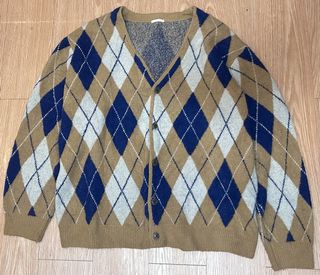 (Category: ) located in . Submitted by Zthriftclothes (Listing ID 1448822856, Image 1). Description: .