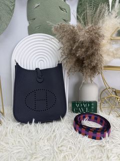 （分類：）位於 。 由 acluxuryhk 提交（商品編號 1448794042，圖片 1）。簡介： 。