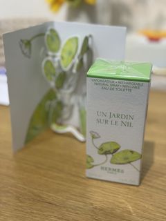（分類：）位於 。 由 monday.l 提交（商品編號 1448866106，圖片 1）。簡介： 。