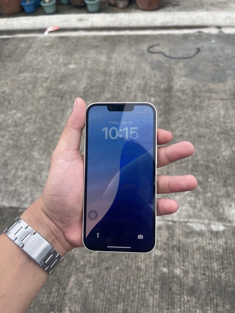 Iphone 14 starlight (Category: iPhone 14 Series) located in Lipa City. Submitted by emersonbal24671 (Listing ID 1448843208, Image 3). Description: Forsale Iphone 14 Starlight Good as New 128GB 98% Battey Health Warranty until March 6, 2027 Zpa Factory unlock Unit & Box only .