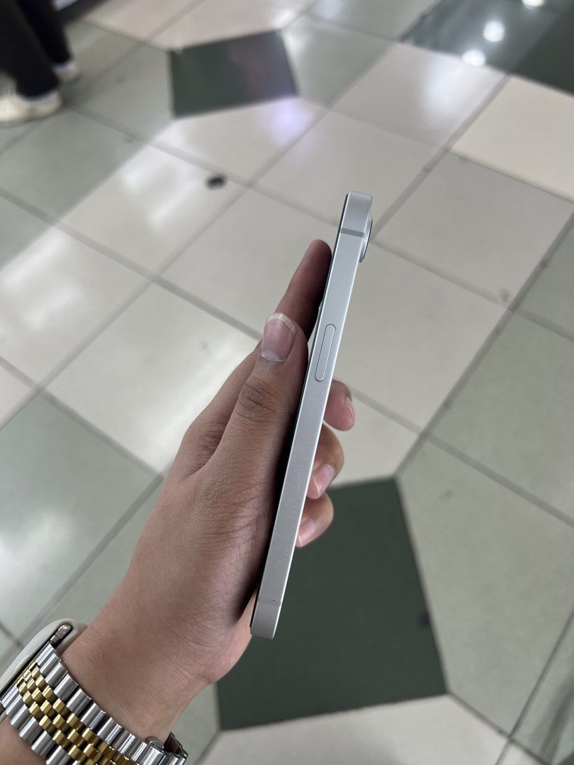 iPhone 16e 512GB Factory Unlock No Issue Secondhand (Category: iPhone 16 Series) located in Pasig City. Submitted by FarAndRayShop (Listing ID 1448782194, Image 2). Description: OPEN FOR SWAP/SELLING/BUYING (RFS: Buy and Sell) Price: 30,499 iPhone 16e 512GB •NO SIM RESTRICTION •NO HIDDEN ISSUES •TEST TO SAWA •Authentic Phone Physical store in Greenhills Shopping Center XD-14 Stall Number Look For Rayray Or Anika NO CASH INSTALLMENT We are open al