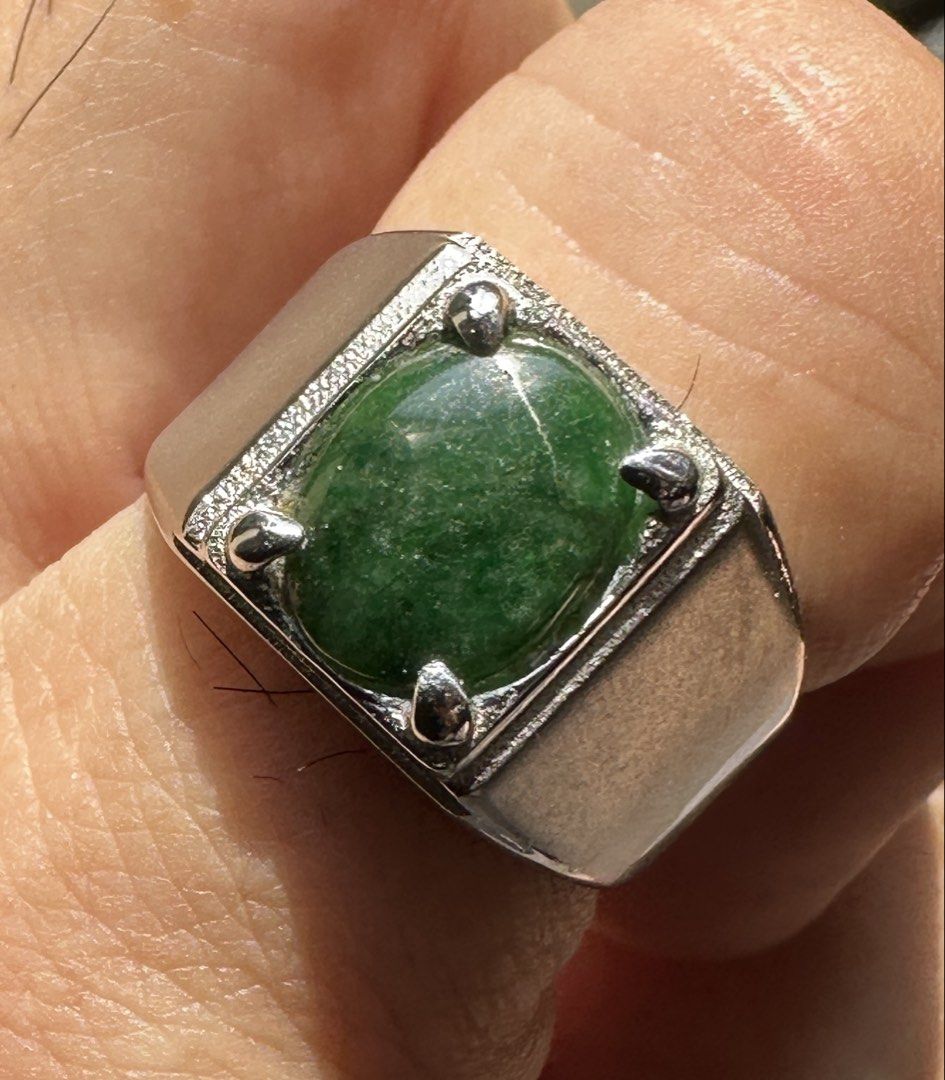 Jadite Ring (Category: Rings) located in Singapore. Submitted by ynot (Listing ID 1448729174, Image 2). Description: .