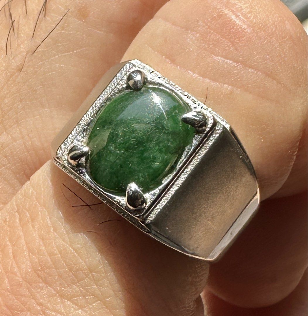 Jadite Ring (Category: Rings) located in Singapore. Submitted by ynot (Listing ID 1448729174, Image 3). Description: .