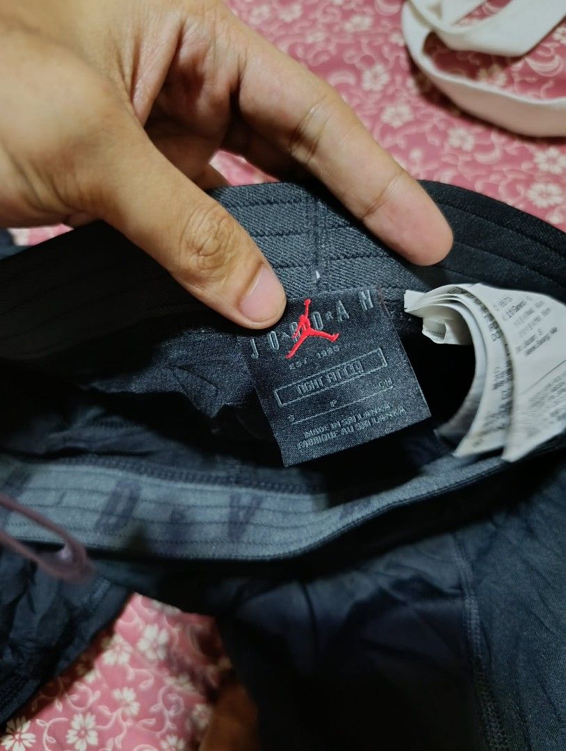 Jordan men's compression tights Size small (Category: Activewear) located in Manila. Submitted by mnla.thriftshop (Listing ID 1448751576, Image 3). Description: Jordan men's compression tights Size small 250 pesos Sampaloc manila location.