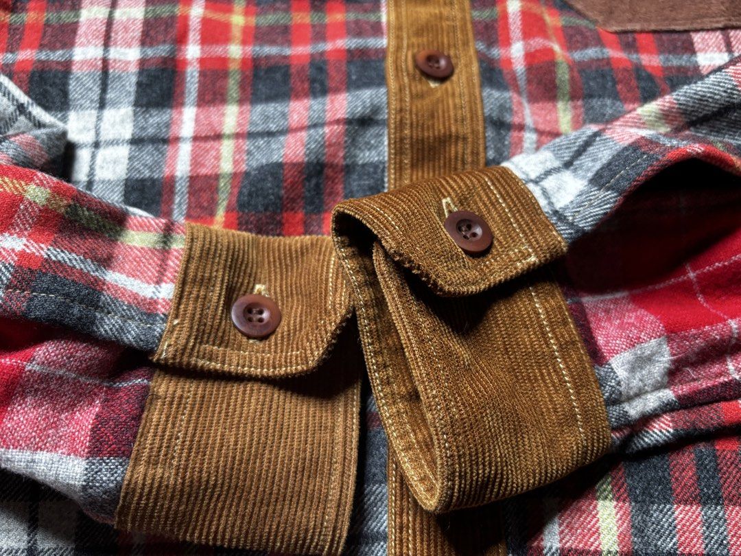 Junya Watanabe Flannel Shirt (Category: Formal Shirts) located in Valenzuela. Submitted by telagram (Listing ID 1448874042, Image 3). Description: .