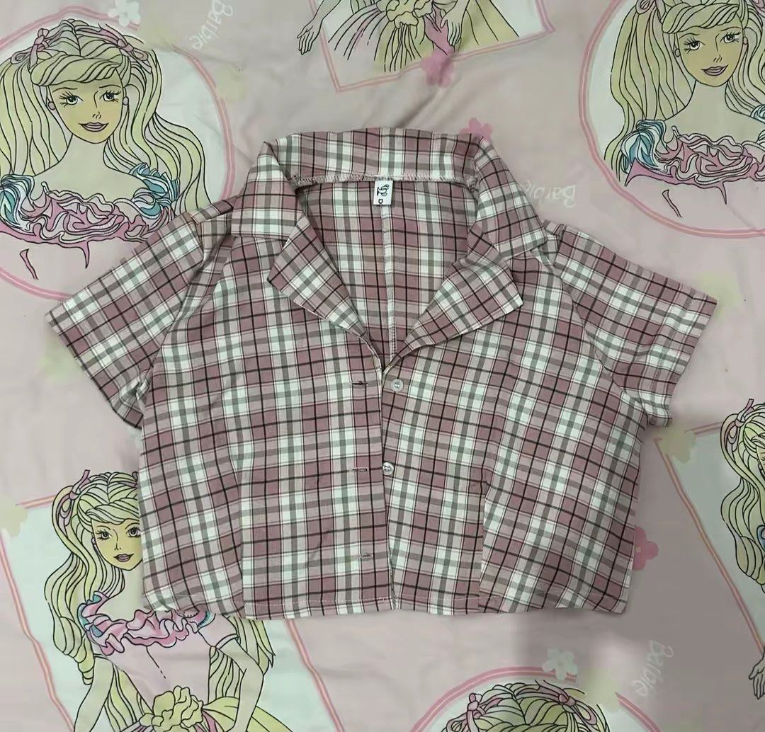 Kemeja pink (Kategori: Gaun & Rok) berada di Jakarta Pusat. Dikirim oleh prelovedjan._123 (ID iklan 1448787271, Gambar 2). Deskripsi: .
