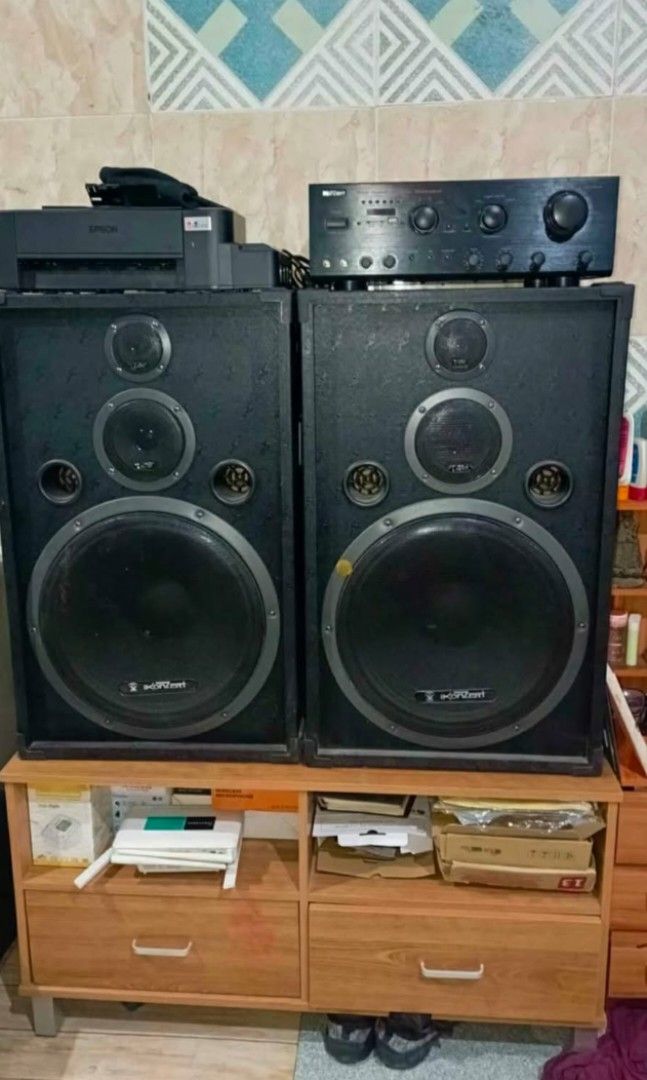 KONZERT Speakers & Amplifier (Category: Soundbars, Speakers & Amplifiers) located in Manila. Submitted by cinehgami (Listing ID 1448837361, Image 1). Description: .