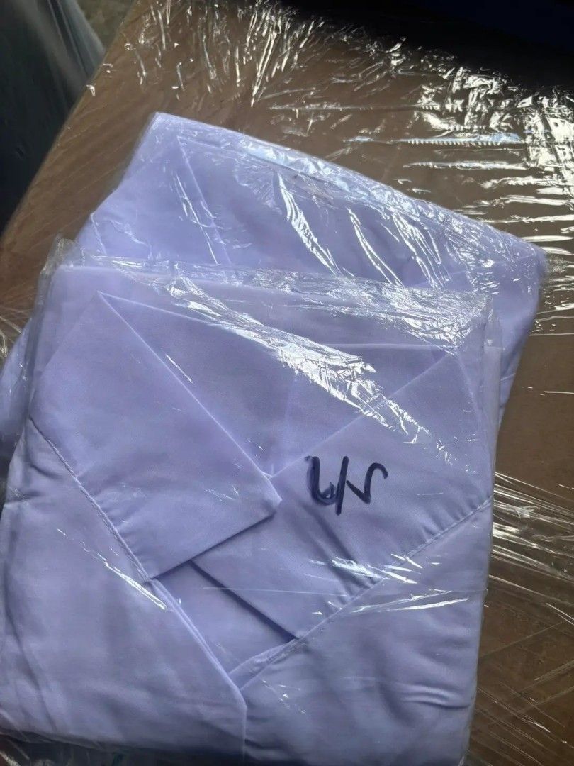 LABORATORY GOWN (Lab Gown) (Category: Medical Supplies & Tools) located in Manila. Submitted by malaayarce74957 (Listing ID 1448744943, Image 3). Description: 🥼 Laboratory Gown Available! Perfect for students, interns, and healthcare professionals. Made with quality fabric that's comfortable to wear and suitable for everyday laboratory use. Available in different sizes. Send us a message for the price, size availability, and other details. Thank