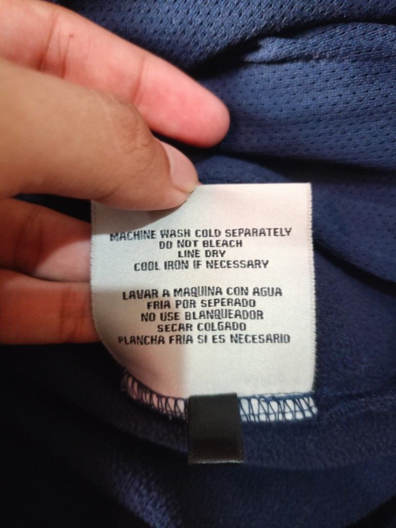 Levi's Bomber Jacket Navy Blue (Category: Coats, Jackets and Outerwear) located in Caloocan City. Submitted by grandturtle-371b8d (Listing ID 1448765488, Image 3). Description: - Levi's Navy Blue Bomber Jacket - Zip-up front with convenient pockets - Features ribbed collar, cuffs, and hem for a classic look - Material: Shell (94% Polyester, 6% Spandex), Lining (100% Polyester) - Care: Machine wash cold, cool iron if needed - Ideal for everyday ca