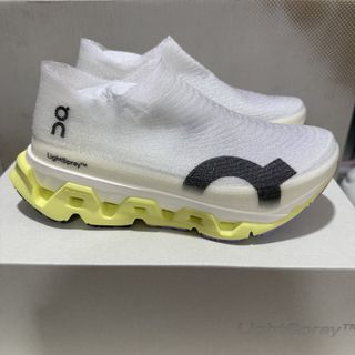(Category: ) located in . Submitted by sneakermasta (Listing ID 1448784757, Image 1). Description: .