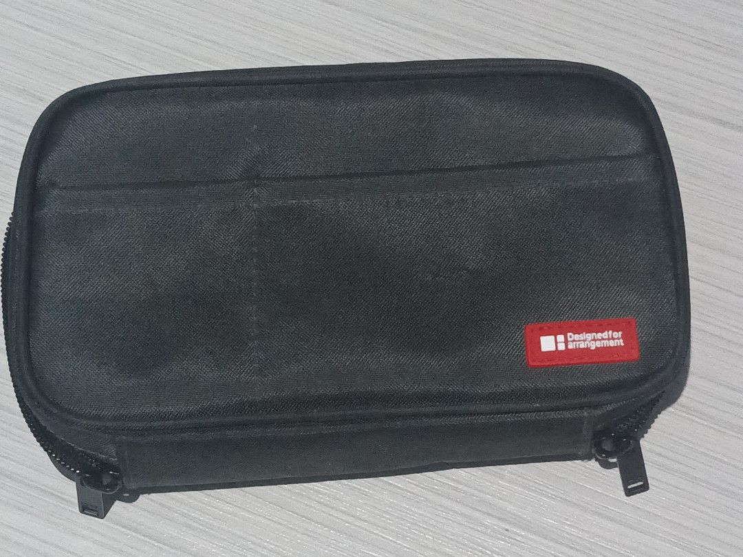 LIHIT LAB Pencil Case Book Type in Black (Category: Stationery & School Supplies) located in Manila. Submitted by justonemor27277 (Listing ID 1448815016, Image 2). Description: bought it for 1k+ from jetpen site. selling it low for only 730 + sf. no issues just stains from the first semester. very spacious and compact for all your needs. rfs switching to a smaller one and need funds for a check up.