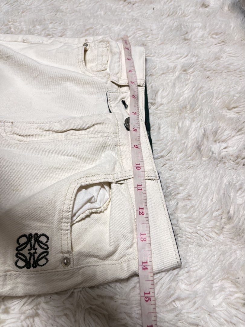 Loewe Cream Denim Jeans Size 26 (Category: Jeans) located in General Santos City (Dadiangas). Submitted by crisjayg (Listing ID 1448705280, Image 3). Description: - Authentic Loewe cream denim jeans - Iconic Anagram logo embroidered on front pocket - Leather patch with Loewe branding on the back - Classic straight leg fit - Waist size: 26 - Made in China.