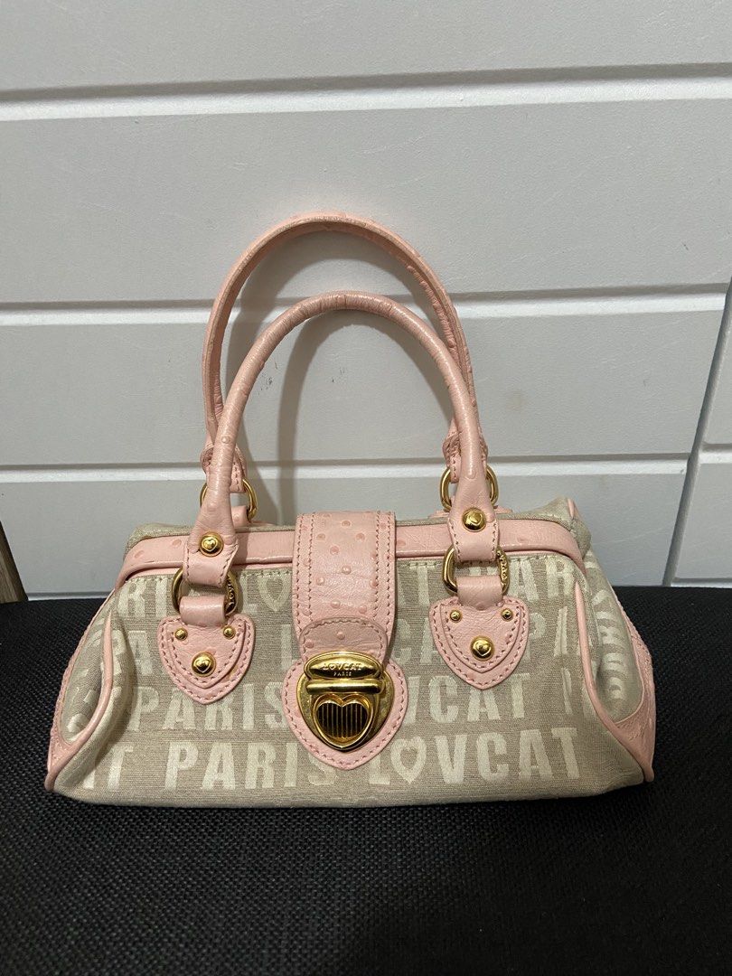 Lovcat shoulder bag vintage/rare (Category: Shoulder Bags) located in Balanga. Submitted by Andy_toploaders (Listing ID 1448854551, Image 1). Description: .
