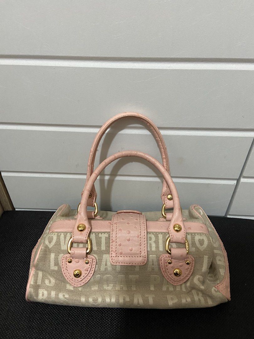 Lovcat shoulder bag vintage/rare (Category: Shoulder Bags) located in Balanga. Submitted by Andy_toploaders (Listing ID 1448854551, Image 2). Description: .