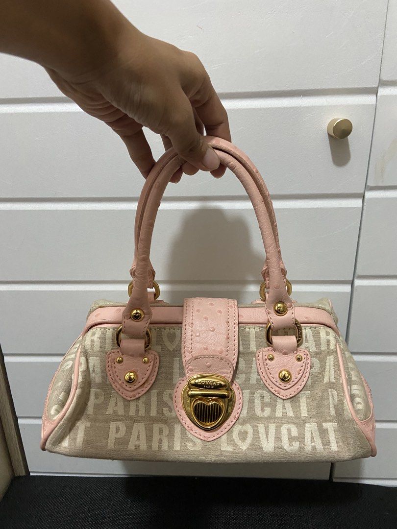 Lovcat shoulder bag vintage/rare (Category: Shoulder Bags) located in Balanga. Submitted by Andy_toploaders (Listing ID 1448854551, Image 3). Description: .