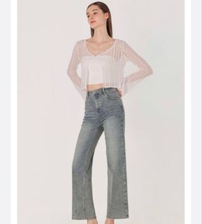 (Category: ) located in . Submitted by clearmywardrobepleasee (Listing ID 1448759240, Image 1). Description: .