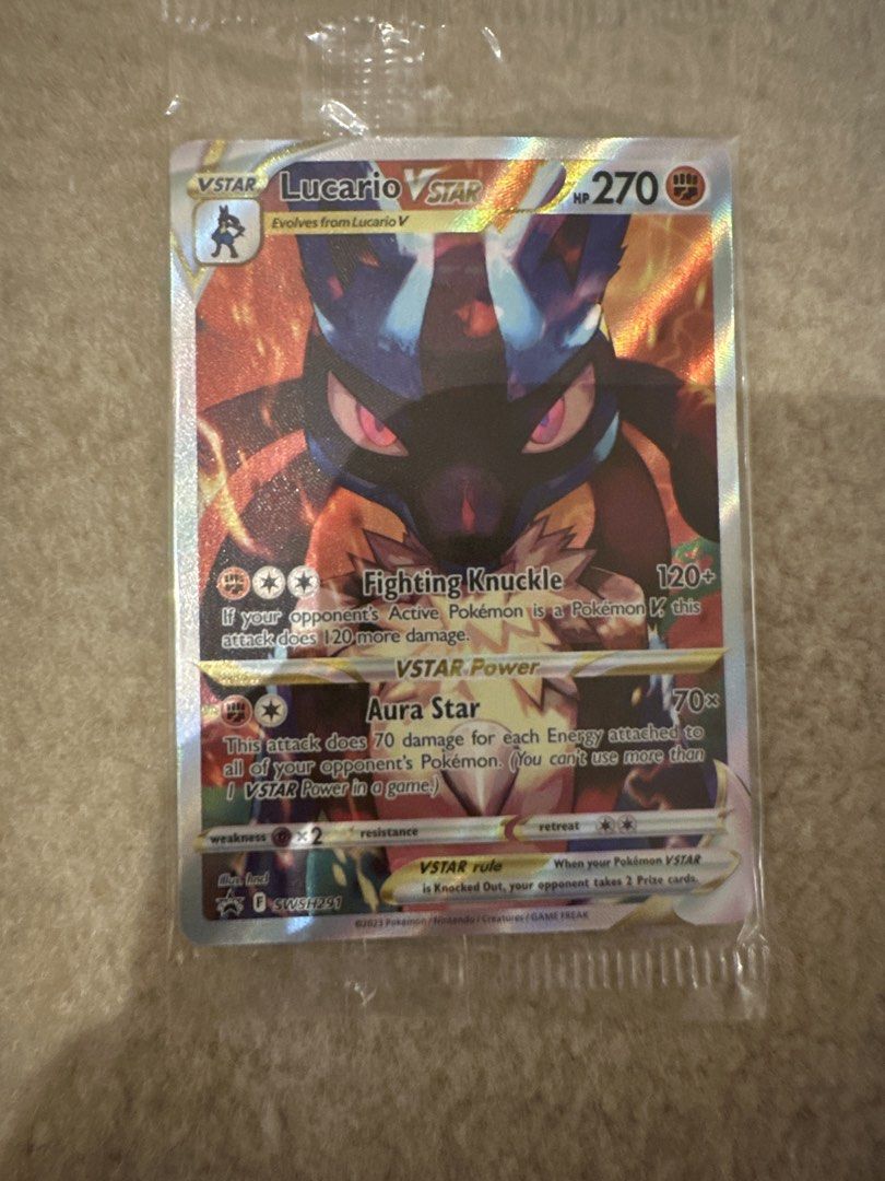 Lucario VSTAR Pokemon Card promo sealed （分類：原色卡片）位於 Hong Kong。 由 mightytiger-2ad6 提交（商品編號 1448849022，圖片 1）。簡介： Selling a Lucario VSTAR Pokemon card. It's a rare card with high HP and powerful attacks. The card is sealed in plastic. Great addition to any Pokemon TCG collection. Grab it now!。