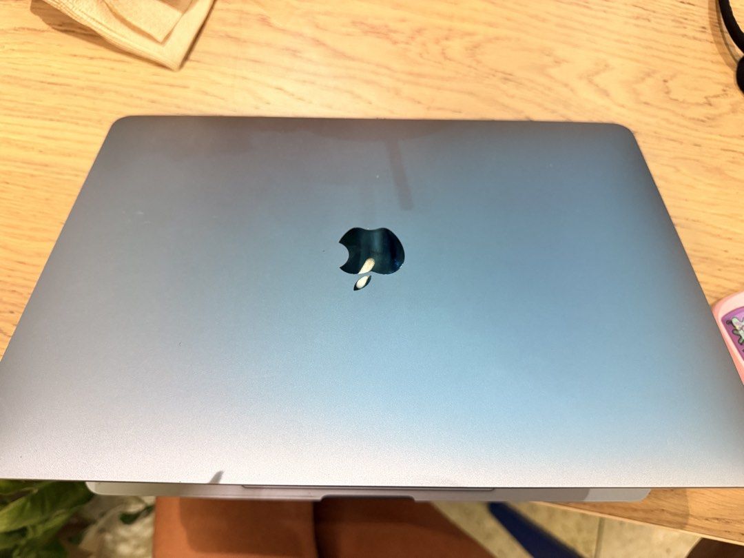 Macbook Pro 2019 touchbar (Category: Laptops & Notebooks) located in Manila. Submitted by chamtanter05820 (Listing ID 1448804013, Image 1). Description: Macbook Pro 2019 With touchbar All working Rfs: extra laptop Meetup: bgc or makati Delivery: shouldered by buyer.