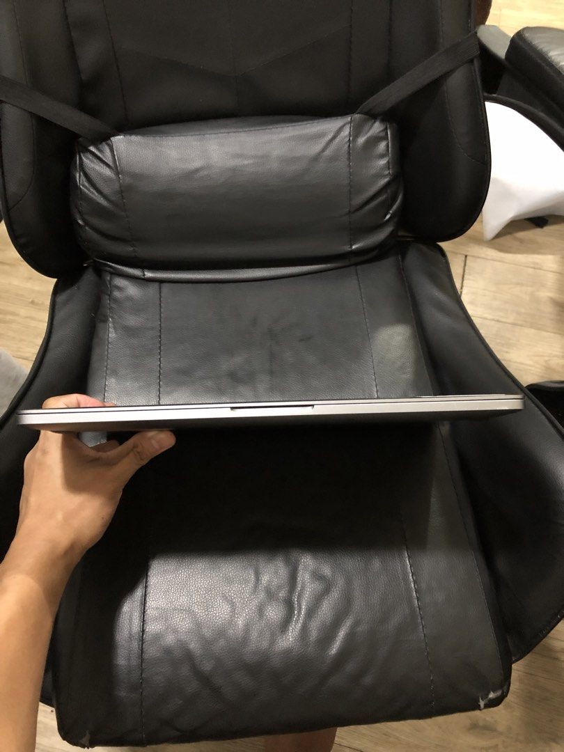 MacBook Pro 2020 touchbar 16gb/512gb SSD (Category: Laptops & Notebooks) located in Manila. Submitted by markheysus9 (Listing ID 1448873151, Image 3). Description: MacBook Pro 2020 touchbar 16gb/512gb ssd *no issue processor: Quad core intel core i5 display: built in retina 13.3inch (2560 x 1600) os: sonoma 14.6.1 free ms office price: 26.5 .