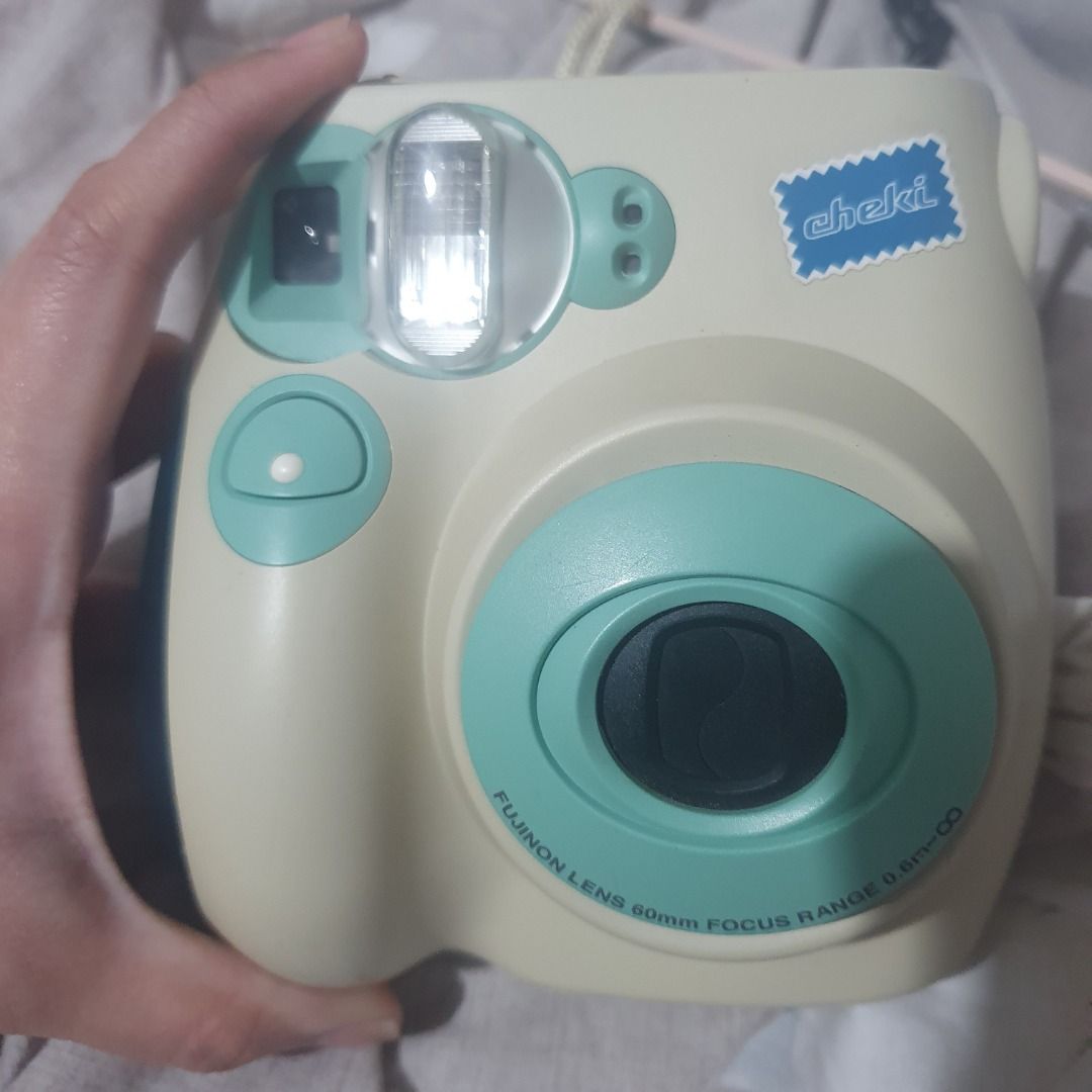 March 7th HSR Cosplay w/ Non-Working Instax Mini (Category: Sets or Coordinates) located in Muntinlupa City. Submitted by kathenan (Listing ID 1448797928, Image 2). Description: Hoyo Stuff For Sale ❄️ March 7th Default + Instax Camera (NONFUNCTIONING PROP ONLY) 1.1k Brand: Heshun Size: S-M (S on tag but based on the size chart the measurements seem more M) Instax Mini 7 included NOT WORKING, PROP ONLY Flaws: - Frayed fabric in certain parts, not 