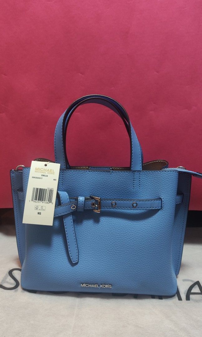 MICHAEL KORS Emilia Small in Sky Blue (Category: Purses & Pouches) located in Quezon City. Submitted by settantamaria (Listing ID 1448806061, Image 1). Description: MICHAEL KORS Emilia Small in Sky Blue Brand new, with tag. In pristine condition. FREE SHIPPING within metro manila and luzon c/o lalamove mop: gcash mod: lalamove/j&t.