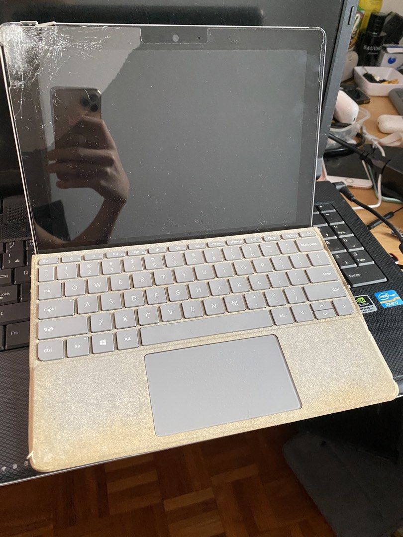 Microsoft Surface Go Laptop505555405264005121