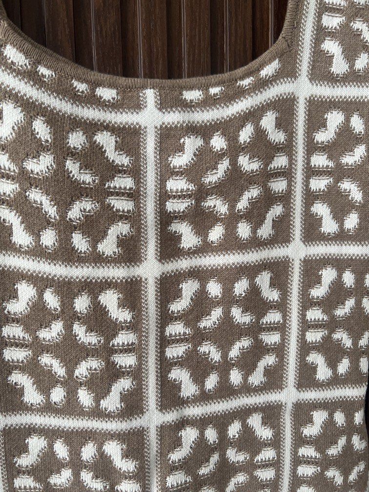 Modelano - Roline Dress in Taupe (Kategori: Gaun & Rok) berada di Jakarta Pusat. Dikirim oleh ranciella (ID iklan 1448790667, Gambar 3). Deskripsi: Hanya dipakai 1x Very good condition Detil size di foto .
