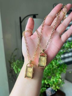 (Category: ) located in . Submitted by mjmassortedfinds (Listing ID 1448723059, Image 1). Description: .