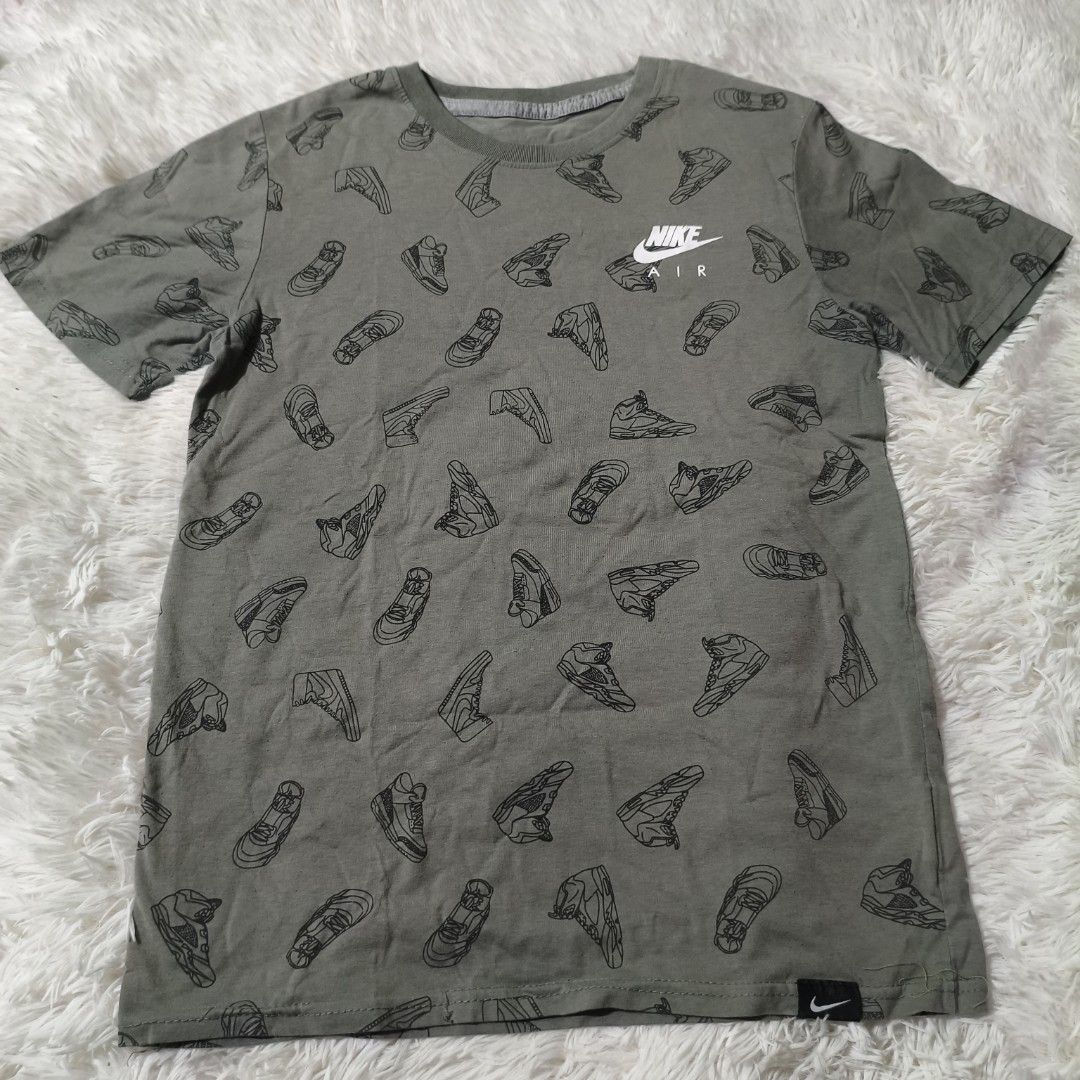 Nike Air Shirt (Category: Tshirts & Polo Shirts ) located in Manila. Submitted by venizz (Listing ID 1448832208, Image 1). Description: Size: Medium Good Condition 💵 Selling Price: ₱150.