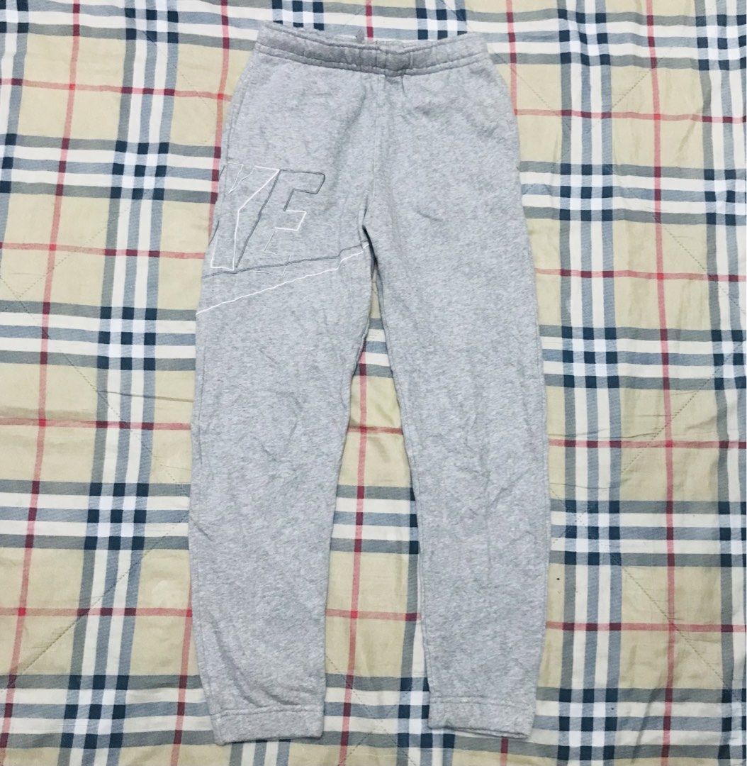 Nike Jogger Pants (Category: Joggers) located in Angeles City. Submitted by bashthriftstuff123 (Listing ID 1448731123, Image 1). Description: Nike Jogger Pants •Size : Large on tag best fit small to medium •Waist : 26-30 •Length : 36.5 •Verygood condi •No issue 399 + sf.