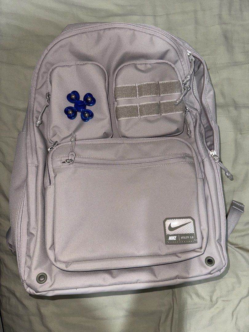 Nike Utility 2.0 Backpack (Category: Backpacks) located in Cebu City. Submitted by que000016 (Listing ID 1448811898, Image 3). Description: - Grey Nike UTILITY back 2.0 - Authentic Nike - Brandnew and unused - SRP 4,995 ❌ - Can do Videocall and meet up.