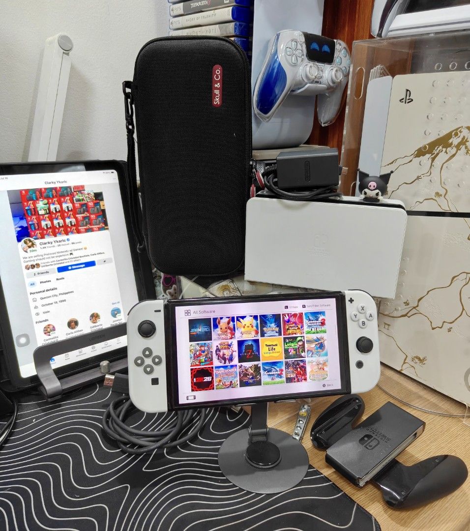 Nintendo Switch Oled White with Free Games (Category: Nintendo) located in Manila. Submitted by nswitchgear (Listing ID 1448755760, Image 2). Description: Nintendo Switch OLEDs with Free Games ₱11,499 FREE acess to my Paid games Legit purchase not Jailbreak. Preloved with minor sign of usage. Can give 7 Days personal Warranty for peace of mind. -Doon po tayo sa kaya tayong issupport, dont settle for less. Comes w/ Complete Package with pouch (bag