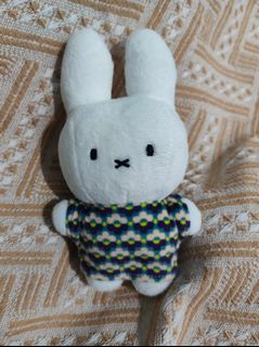 (Category: ) located in . Submitted by ghibli_dreams (Listing ID 1448832452, Image 1). Description: .