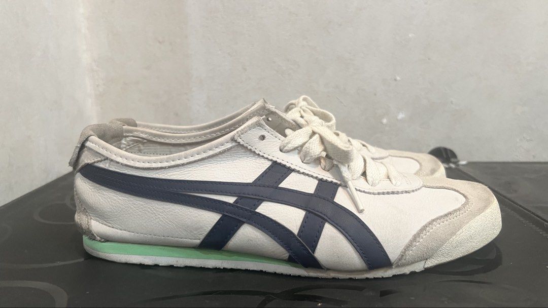Onitsuka Tiger Mexico 66 ‘Peacoat’ (Category: Sneakers) located in Quezon City. Submitted by 5000andbelow (Listing ID 1448778027, Image 2). Description: Onitsuka Tiger Mexico 66 ‘Peacoat’ Product Code: 1183A359-101 Size: Men sizing, US 8.5 (fits 9) Material: Pig Suede Selling for PHP 1500 This is my personal pair and is 100% authentic. This is a used pair. What you see is what you get. Wag na po kayo mg offer kung hindi nyo po bibilhin. Wag niyo 